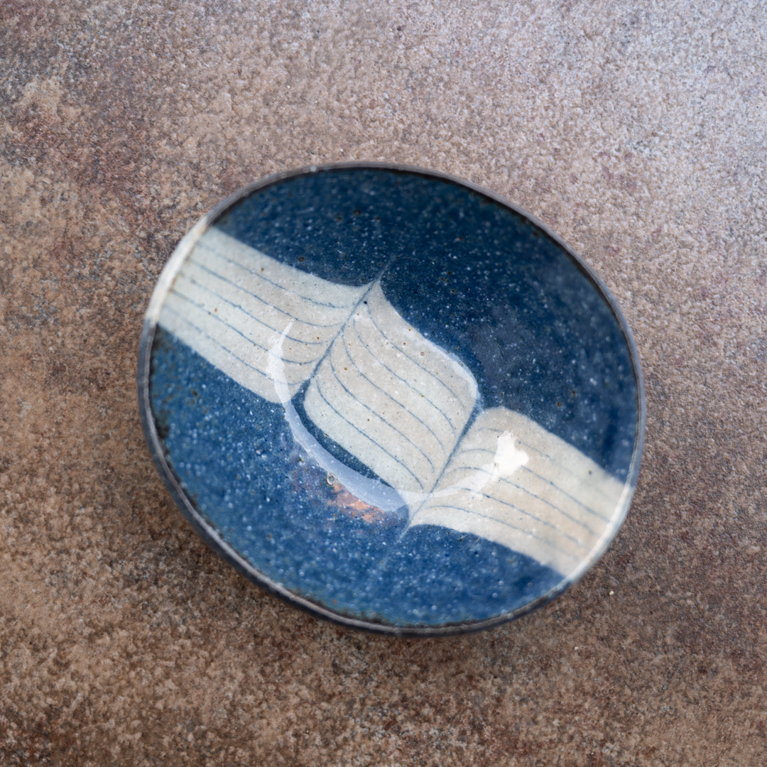 BONCOURA small oval plate indigo hickory