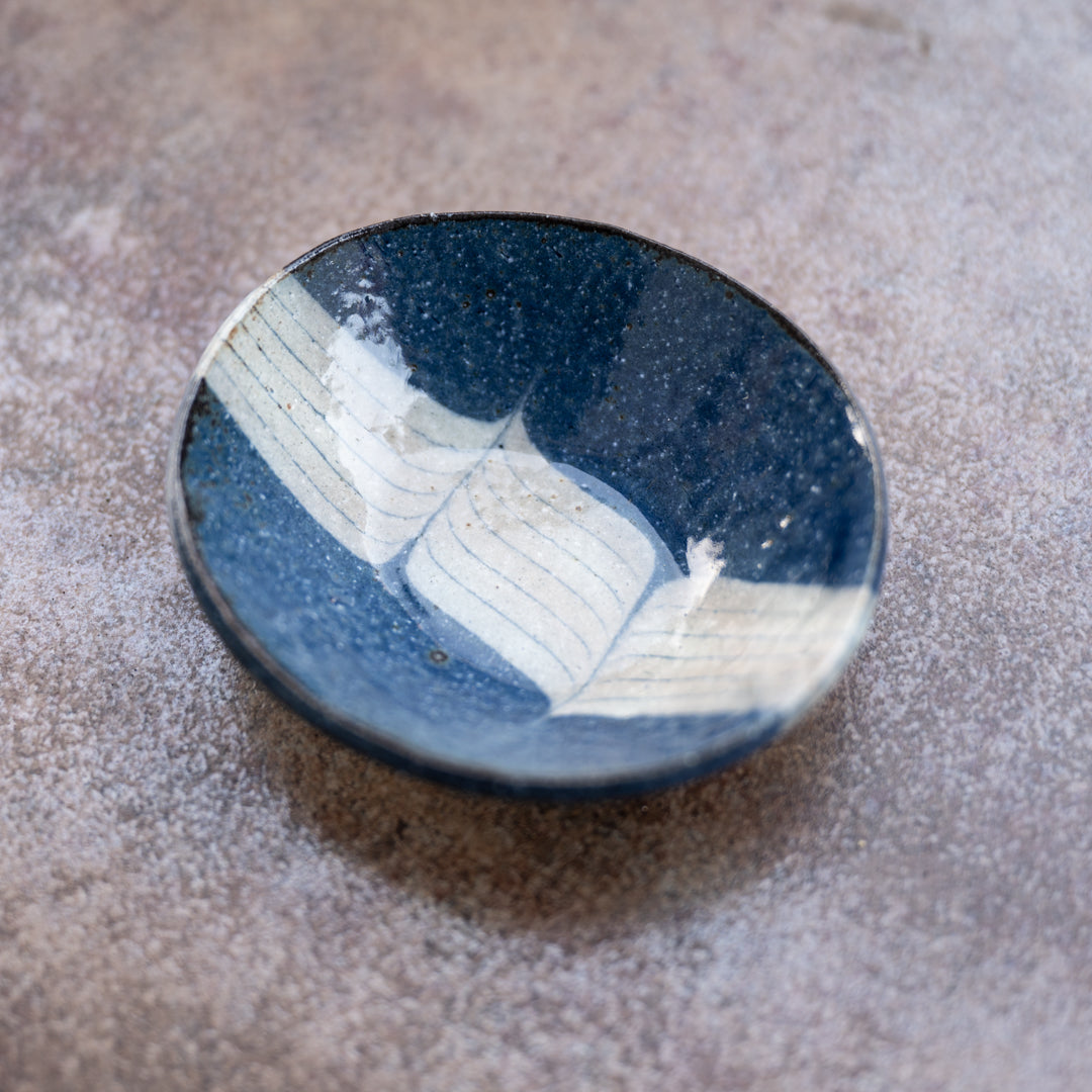 BONCOURA small oval plate indigo hickory
