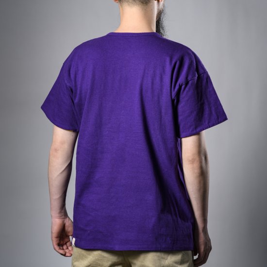 T-shirt réversible violet boucle jaune à roulettes