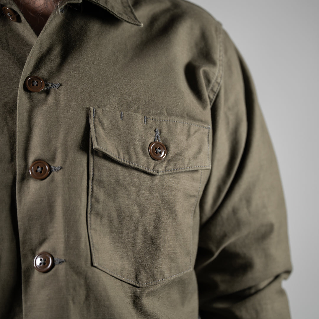 Utility Shirt Back Satin olive