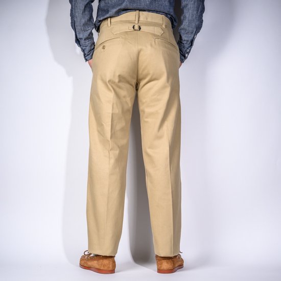 chino back strap