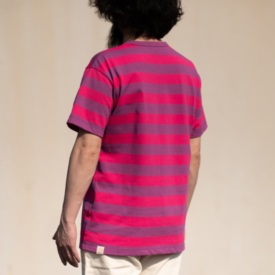 T-shirt rayé violet × rose