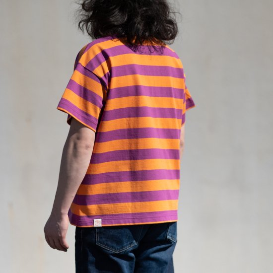 T-shirt rayé violet × orange